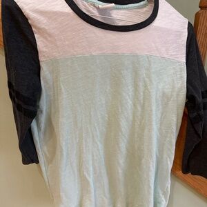 Pink medium quarter sleeve shirt